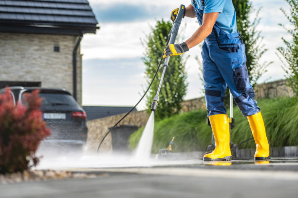 Best Deck Pressure Washing  in North Merrick, NY